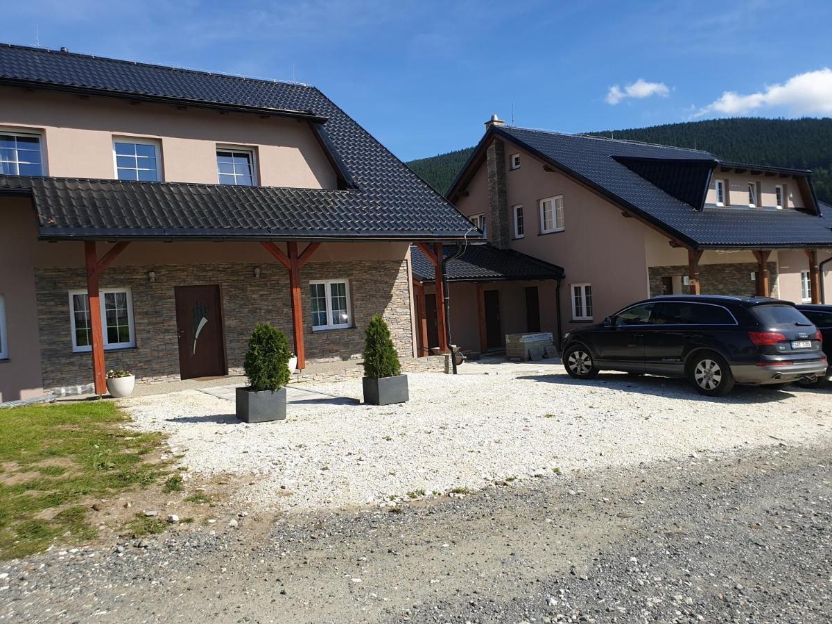 Penzion Parma Ostružná Bagian luar foto
