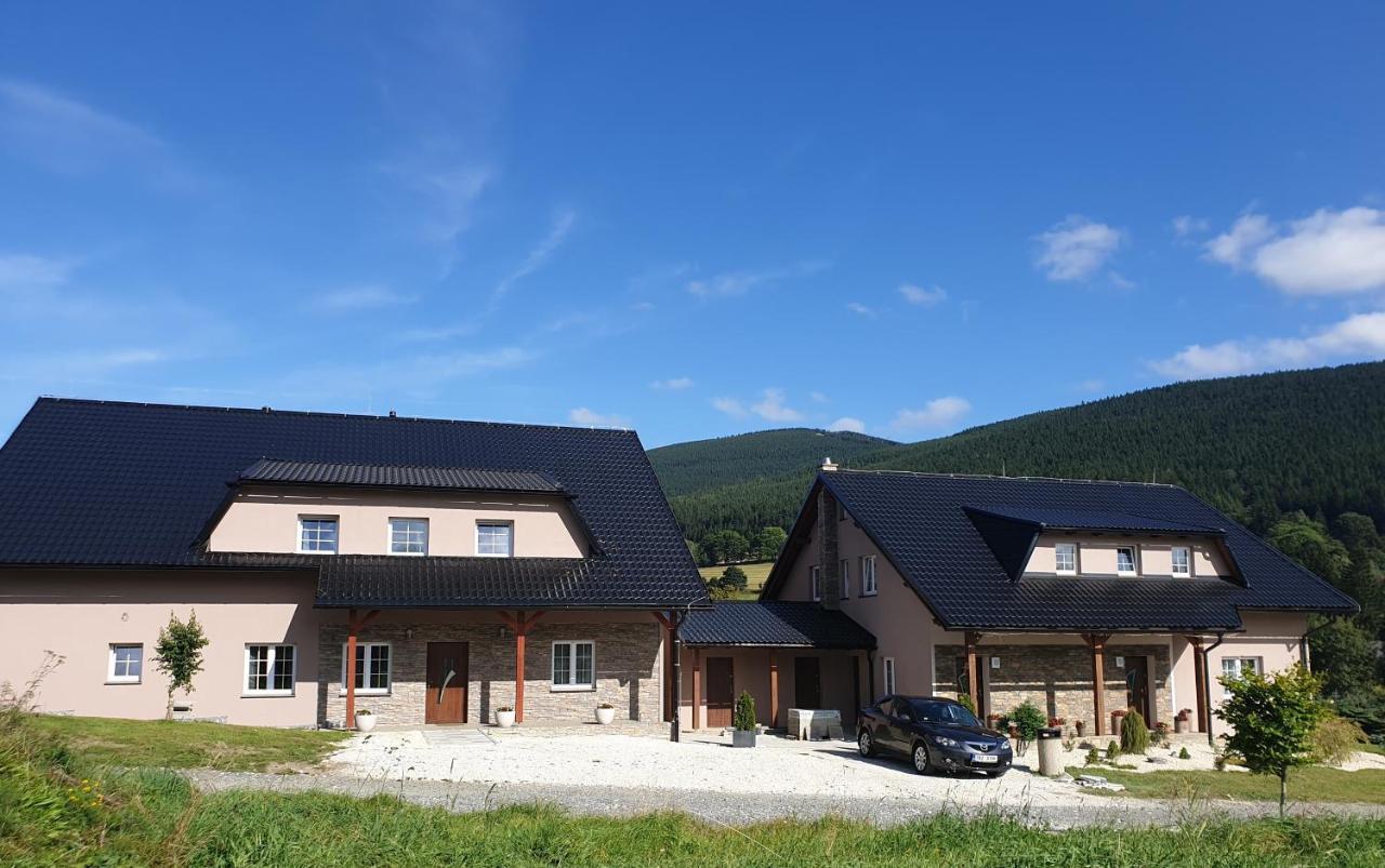 Penzion Parma Ostružná Bagian luar foto